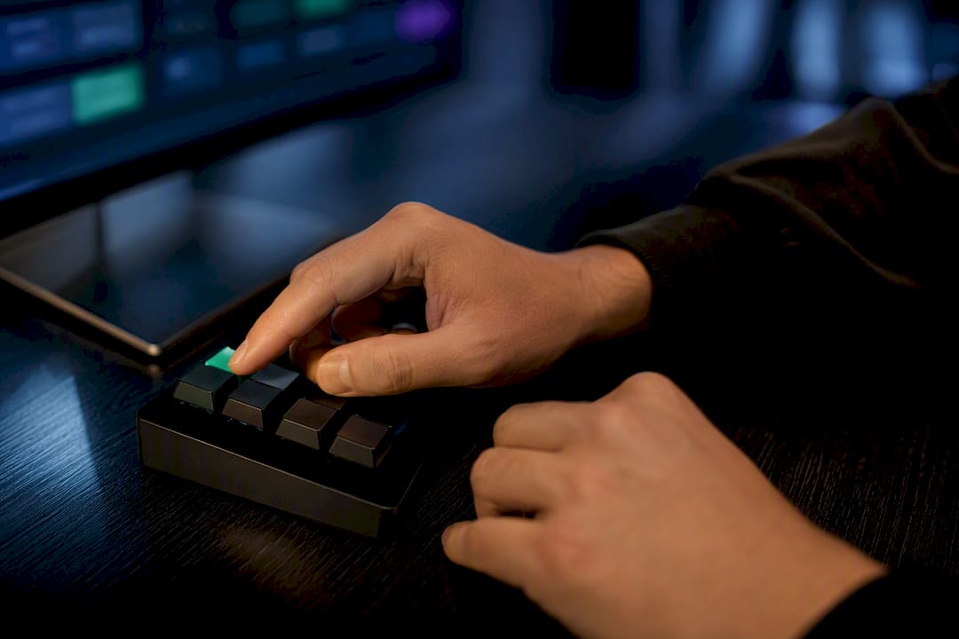 Trader configuring a hardware hotkey setup